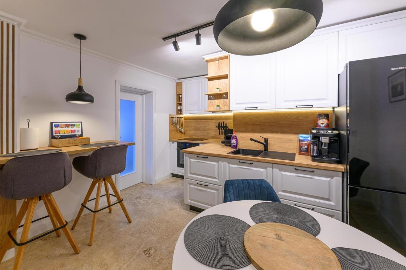 Five Stars Apartment Timişoara Eksteriør billede
