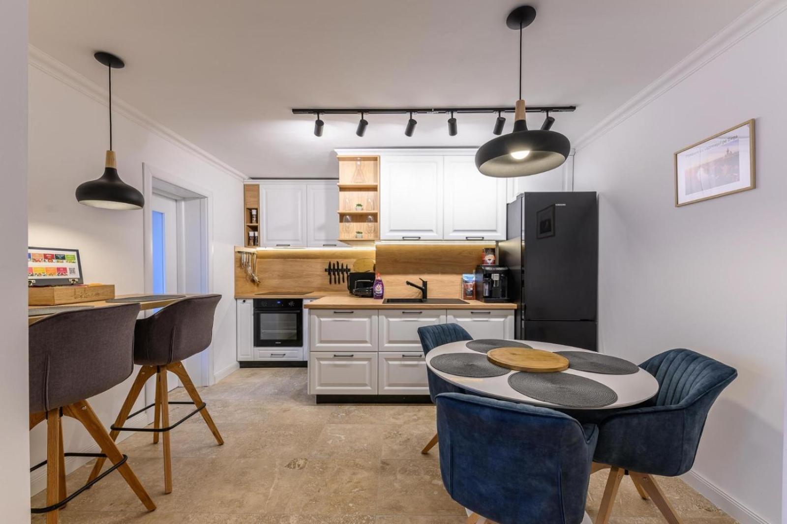 Five Stars Apartment Timişoara Eksteriør billede